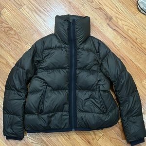 Lululemon puff jacket